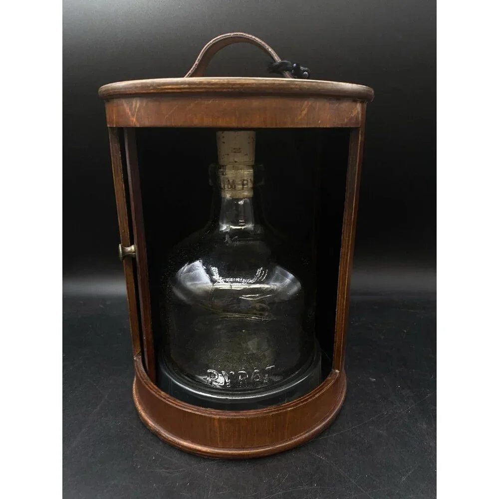 Pyrat Rum Decanter Bottle XO Buddha Wooden Box Roll Door Display Handle Badge